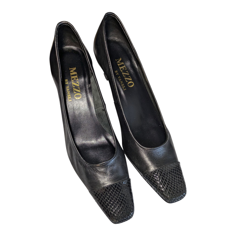 Mezzo by Vaneli - Rickie Vintage Black Leather Square Toe Heels - Size 7N